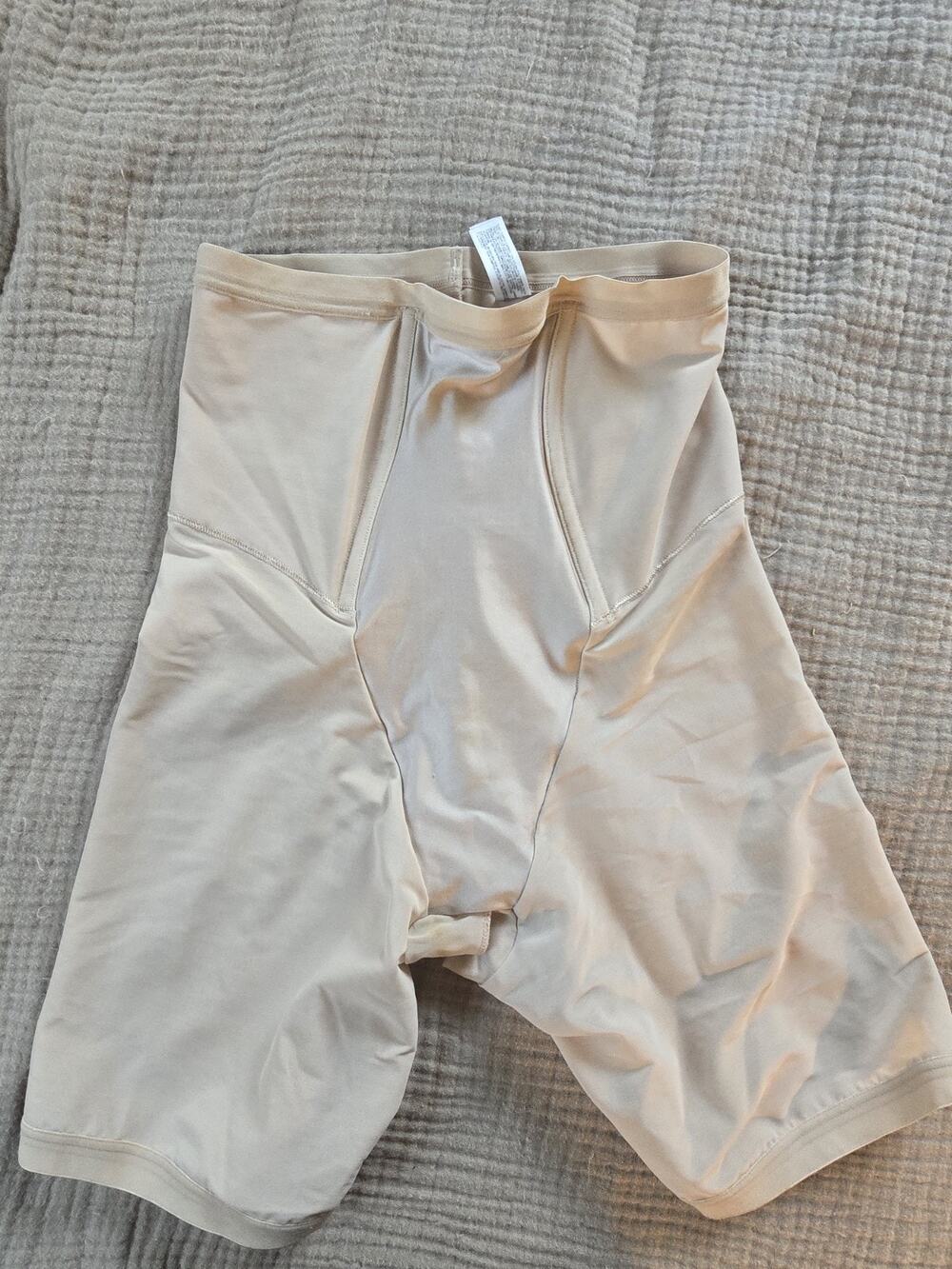 Wacoal Hi-Waist Thigh Shaper Sz M 6 Nude Tan Tummy Control open gusset underwear